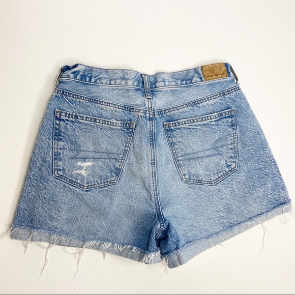 American Eagle Acid Wash Distressed Jean Mom Short - Picture 3 of 6